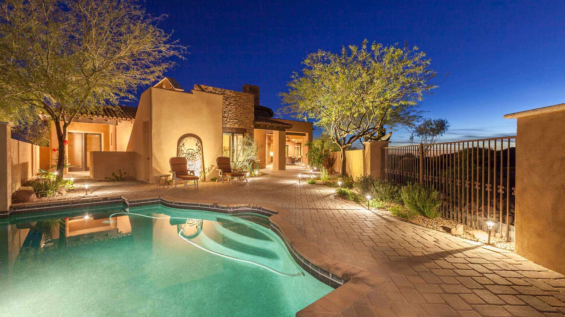 Phoenix-Landscape-pavers